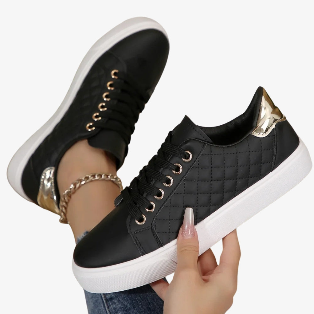 Levrae | Orthopedic Quilted Sneakers