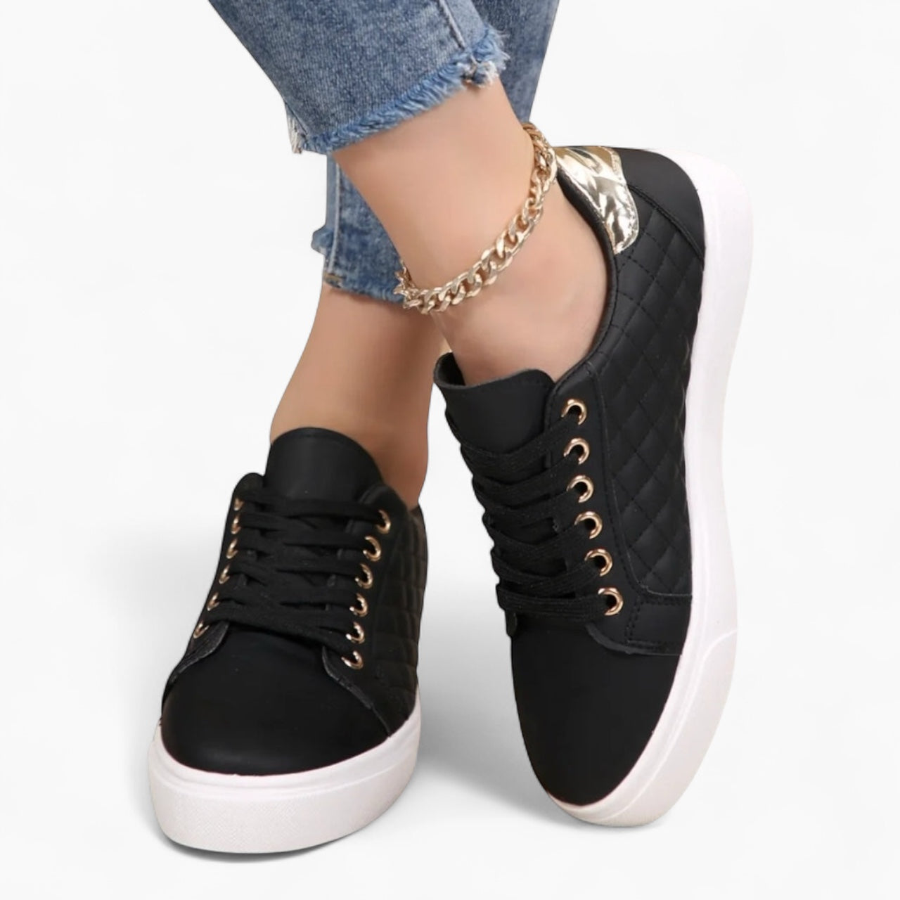 Levrae | Orthopedic Quilted Sneakers